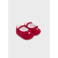 Mayoral Παπουτσακια αγκαλιας κόκκινο βελούδο 9689-084