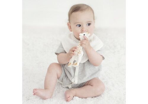 Σόφι καμηλοπάρδαλη το πρώτο παιχνίδι του μωρού που διεγείρει όλες του τις αισθήσεις